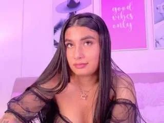 Offline bahia-marquez on CamSoda