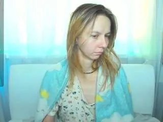 Offline beellami on CamSoda