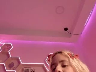 Offline bella-rossi on CamSoda