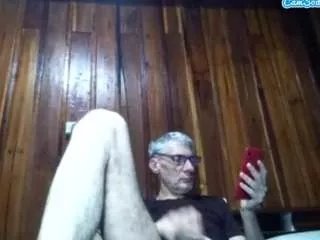 Offline bigcockhugeballs on CamSoda