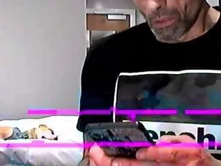 Freechat bobbie111 on CamSoda