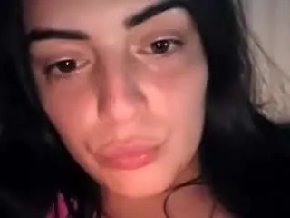 Offline britneyquenn18 on CamSoda