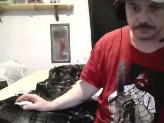 Offline budsonly31 on CamSoda