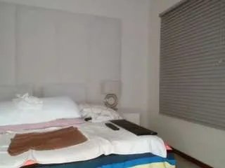 Freechat bustyafribabe on CamSoda