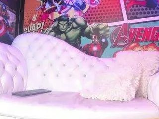 Freechat candy-hairy on CamSoda