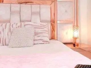 Offline carlee-jones on CamSoda