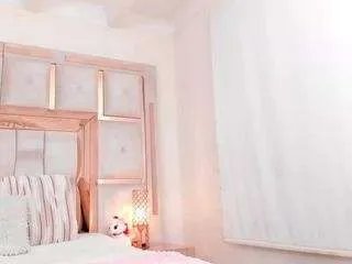 Offline carlee-jones on CamSoda