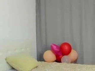 Freechat charissebasher on CamSoda