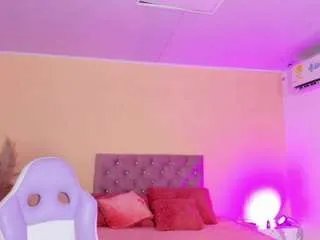 Freechat cristal-crossfit4u on CamSoda