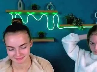 Offline dakota-night on CamSoda