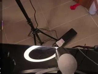 Offline dandara-thompsson on CamSoda