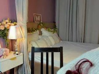 Offline dearly-emily on CamSoda