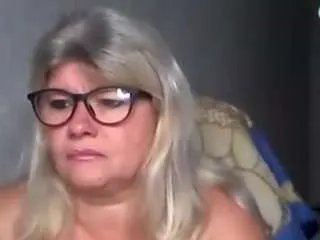 Offline dianacrystal on CamSoda