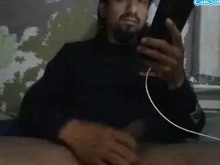 Offline elmonstro690 on CamSoda