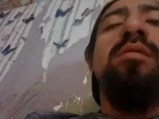 Offline elmonstro690 on CamSoda