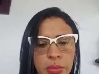 Offline emily-86 on CamSoda