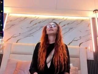 Offline emilyred on CamSoda