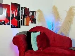 Freechat emmasexxy on CamSoda