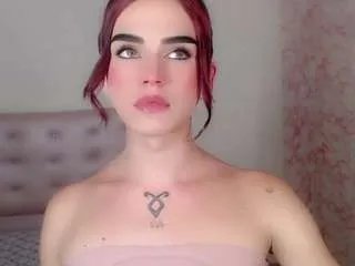 Offline emmily-sofia on CamSoda