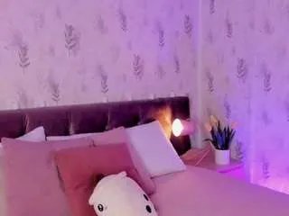Offline emyliesander on CamSoda