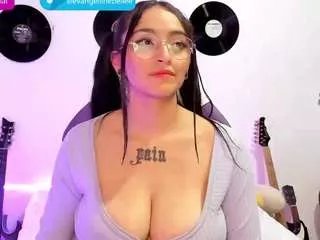 Offline evangelinebelle on CamSoda