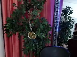 Offline evawilliamsxxx on CamSoda