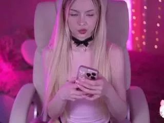 Offline evistar on CamSoda