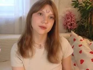 Offline falineappleberry on CamSoda