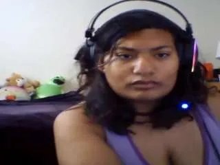 Offline fayiluvschu on CamSoda