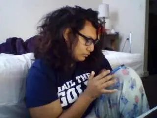 Offline fayiluvschu on CamSoda