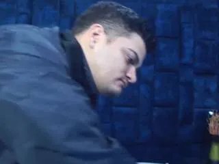 Offline group-lust on CamSoda