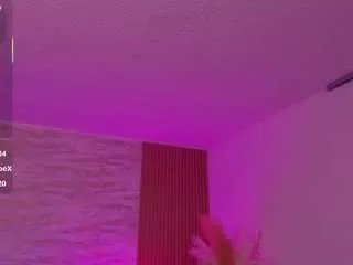 hannaa-thompson on CamSoda 