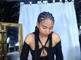 hillary-queen on CamSoda 