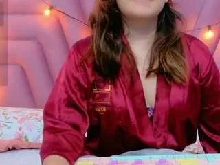 Freechat hornybarelylegalgirl on CamSoda