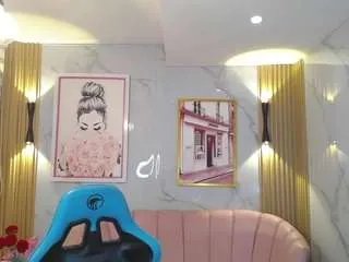 Freechat jade-jones-a on CamSoda