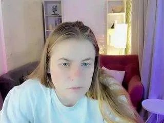 Offline jadesoft on CamSoda