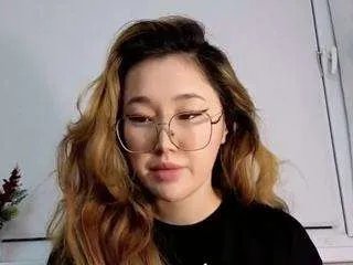 jennatyan on CamSoda 