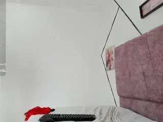 Offline julieta-lein on CamSoda