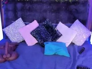 Offline karlagonzales on CamSoda