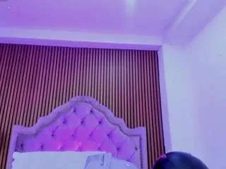 Offline karliee-klosss on CamSoda