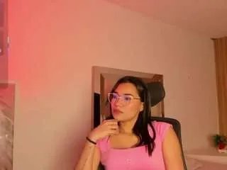 Freechat katemoos on CamSoda