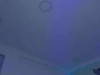 Freechat ladanny on CamSoda