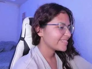 Offline lady-brownnnn on CamSoda