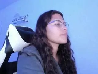 Offline lady-brownnnn on CamSoda