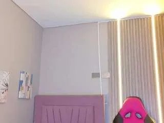 Offline laly-cherry on CamSoda