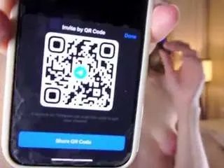 Offline larrainehawman on CamSoda