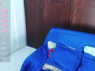 Offline laura-vega on CamSoda