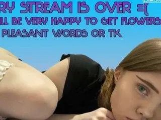 leilafairall on CamSoda 