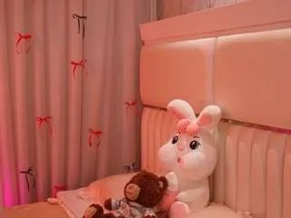 Offline liagotti on CamSoda