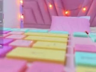 Freechat lilaagracee on CamSoda